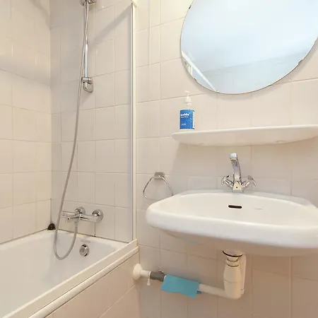 Holiday home Luxurious Holiday In With Sauna *